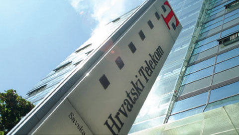 Building innovative Oracle database archival solution for T Hrvatski Telekom